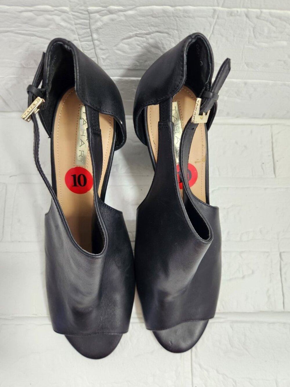 Tahari Heels Women Size 10 Black Leather Peep Toe Cut Outs Buckle Classic Work - Picture 4 of 8